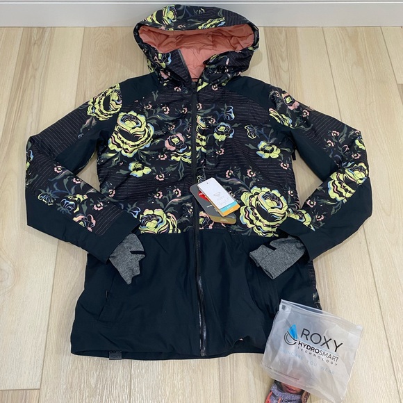 Roxy Jackets & Blazers - NWT Roxy Women Jet Ski Dry Flight Ski Snow Jacket Floral Size M Waterproof